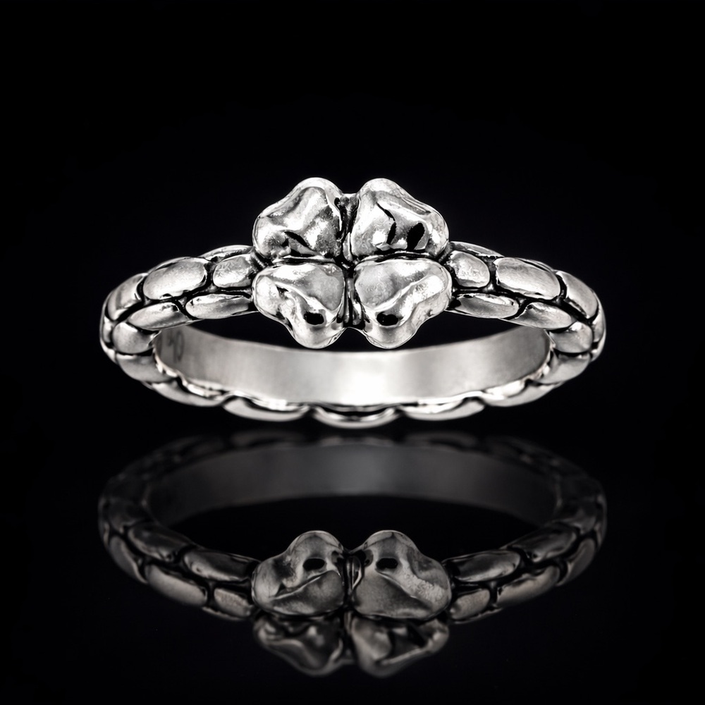John Hardy 4 Leaf Lucky Clover Ring